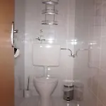 With 2 Bedrooms Hébergement de vacances