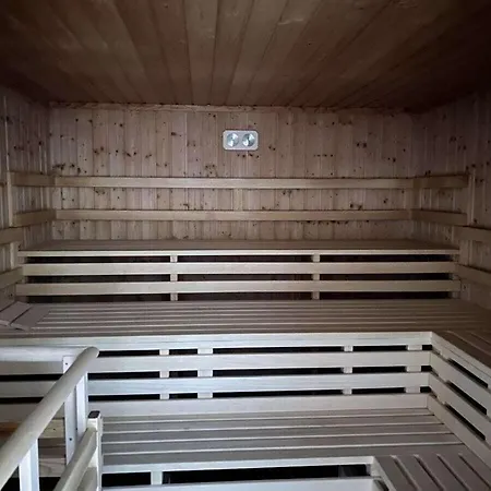 With 2 Bedrooms *